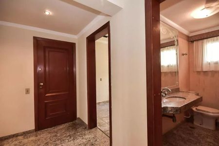 Apartamento à venda com 196m², 4 quartos e 3 vagas Apartamento à venda com 196m², 4 quartos e 3 vagasFoto 09