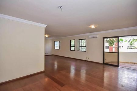 Apartamento à venda com 196m², 4 quartos e 3 vagas Apartamento à venda com 196m², 4 quartos e 3 vagasFoto 04