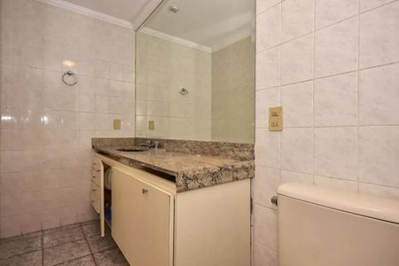 Apartamento à venda com 196m², 4 quartos e 3 vagas Apartamento à venda com 196m², 4 quartos e 3 vagasFoto 42