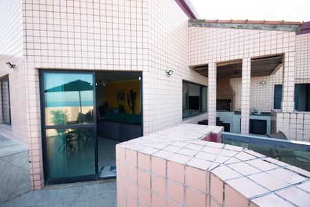 Apartamento para alugar com 350m², 4 quartos e 2 vagasVaranda