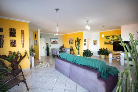 Apartamento para alugar com 350m², 4 quartos e 2 vagasSala