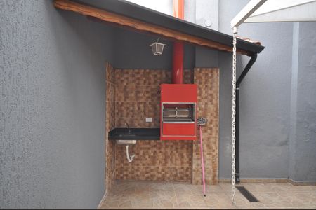 Casa à venda com 101m², 2 quartos e 2 vagasChurrasqueira