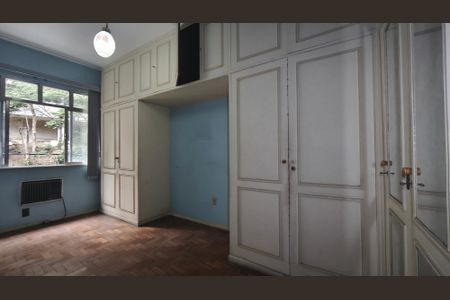 Apartamento à venda com 130m², 3 quartos e 1 vagaQuarto 2