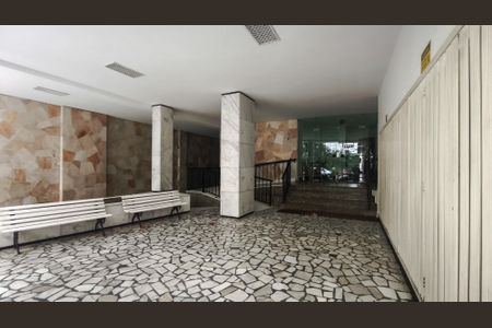 Apartamento à venda com 130m², 3 quartos e 1 vagaFachada e portaria