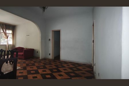 Apartamento à venda com 130m², 3 quartos e 1 vagaSala