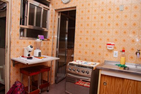 Apartamento à venda com 90m², 2 quartos e 1 vagaCozinha