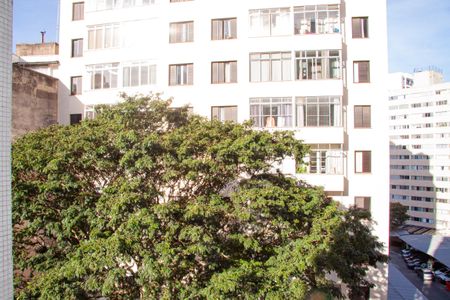 Apartamento à venda com 90m², 2 quartos e 1 vagaVista/Sala