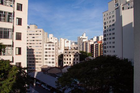 Apartamento à venda com 90m², 2 quartos e 1 vagaVista/Sala