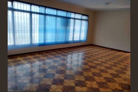 Casa para alugar com 300m², 3 quartos e 2 vagas