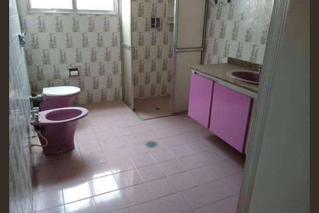 Casa para alugar com 300m², 3 quartos e 2 vagas