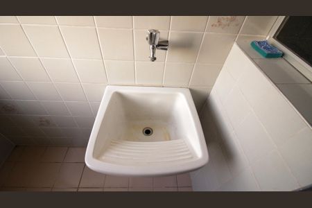 Apartamento para alugar com 64m², 3 quartos e 1 vagaÁrea de Serviço