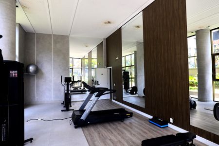 Apartamento à venda com 88m², 3 quartos e 2 vagas Apartamento à venda com 88m², 3 quartos e 2 vagasÁrea comum - Academia