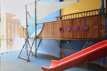 Apartamento à venda com 92m², 3 quartos e 2 vagasÁrea comum - Playground