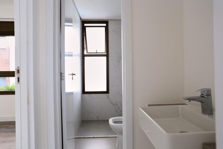 Apartamento à venda com 92m², 3 quartos e 2 vagasBanheiro da Semi Suíte 1 e 2