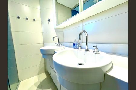 Apartamento à venda com 124m², 3 quartos e 2 vagasBanheiro