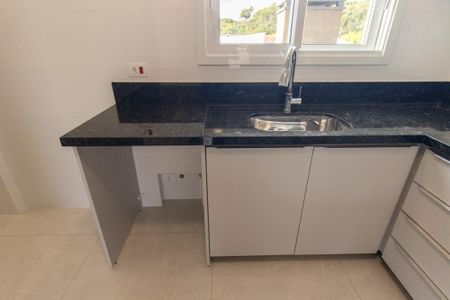 Casa para alugar com 230m², 3 quartos e 5 vagas Casa para alugar com 230m², 3 quartos e 5 vagasCozinha