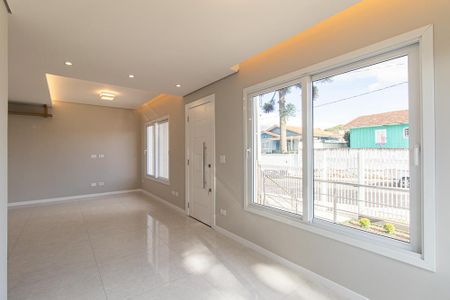 Casa para alugar com 230m², 3 quartos e 5 vagas Casa para alugar com 230m², 3 quartos e 5 vagasSala