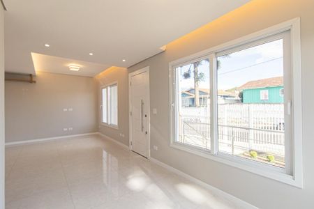 Casa para alugar com 230m², 3 quartos e 5 vagas Casa para alugar com 230m², 3 quartos e 5 vagasSala