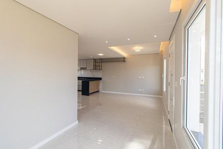 Casa para alugar com 230m², 3 quartos e 5 vagas Casa para alugar com 230m², 3 quartos e 5 vagasSala