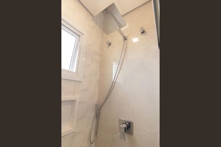 Casa para alugar com 230m², 3 quartos e 5 vagas Casa para alugar com 230m², 3 quartos e 5 vagasBanheiro da Suíte