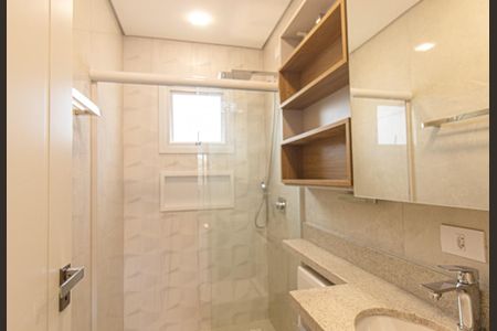 Casa para alugar com 230m², 3 quartos e 5 vagas Casa para alugar com 230m², 3 quartos e 5 vagasBanheiro da Suíte
