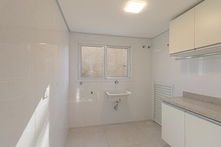Casa para alugar com 230m², 3 quartos e 5 vagas Casa para alugar com 230m², 3 quartos e 5 vagasÁrea de Serviço