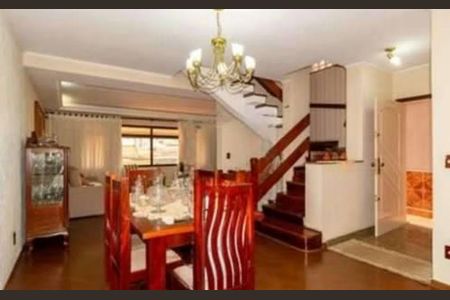 Casa para alugar com 270m², 2 quartos e 2 vagas