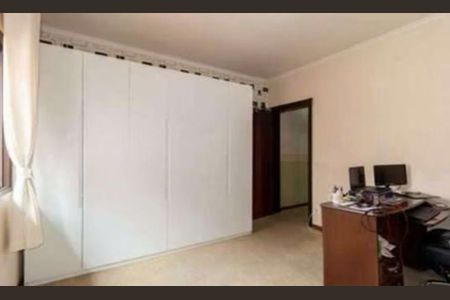 Casa para alugar com 270m², 2 quartos e 2 vagas