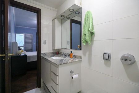 Apartamento à venda com 124m², 3 quartos e 2 vagasBanheiro da Suíte 1