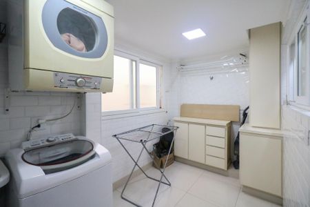 Apartamento à venda com 124m², 3 quartos e 2 vagasÁrea de Serviço