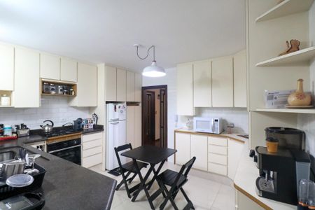 Apartamento à venda com 124m², 3 quartos e 2 vagasCozinha