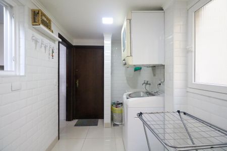 Apartamento à venda com 124m², 3 quartos e 2 vagasÁrea de Serviço