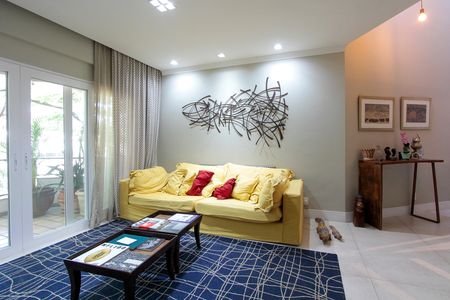 Apartamento à venda com 296m², 4 quartos e 3 vagas Apartamento à venda com 296m², 4 quartos e 3 vagasSala