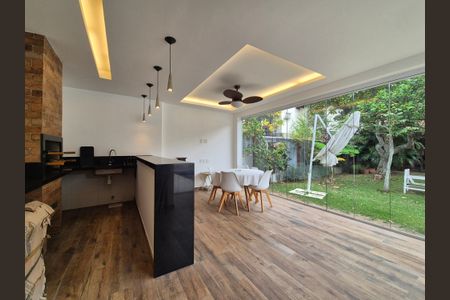 Casa à venda com 453m², 4 quartos e 3 vagasÁrea gourmet