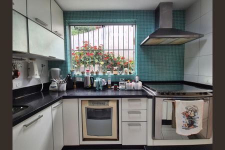 Casa à venda com 453m², 4 quartos e 3 vagasCozinha