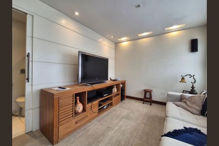 Casa à venda com 453m², 4 quartos e 3 vagasSuite 1