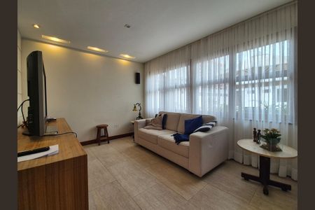 Casa à venda com 453m², 4 quartos e 3 vagasSuite 1