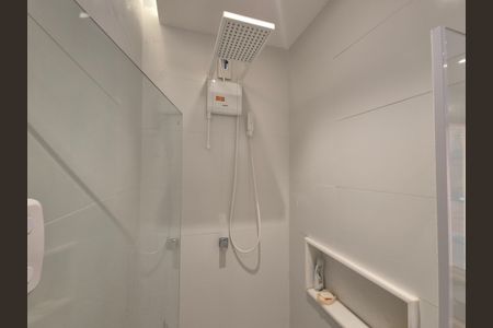 Casa à venda com 453m², 4 quartos e 3 vagasBanheiro 2