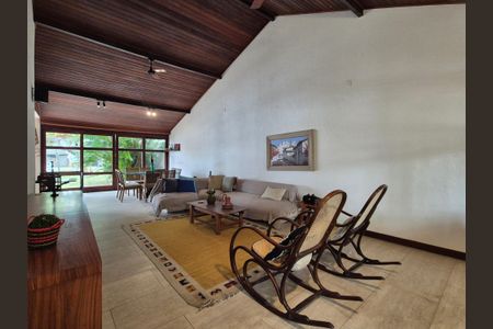 Sala de casa à venda com 4 quartos, 453m² em Barra da Tijuca, Rio de Janeiro