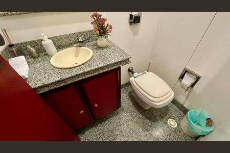 Apartamento à venda com 180m², 3 quartos e 2 vagas