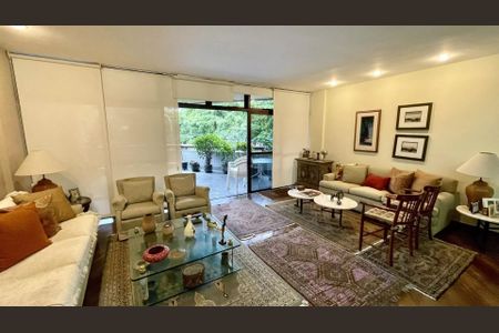 Apartamento à venda com 180m², 3 quartos e 2 vagas