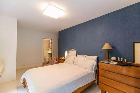 Casa à venda com 5 quartos, 631m² em Barra da Tijuca, Rio de Janeiro