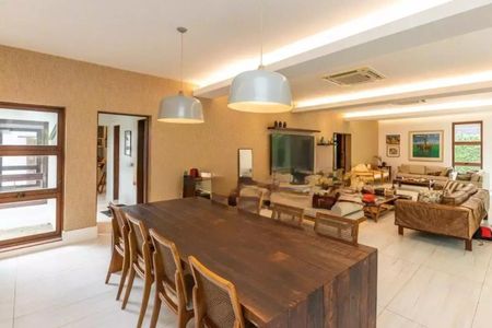 Casa à venda com 5 quartos, 631m² em Barra da Tijuca, Rio de Janeiro