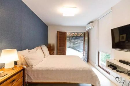 Casa à venda com 5 quartos, 631m² em Barra da Tijuca, Rio de Janeiro