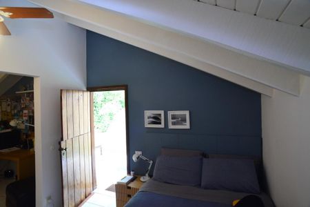 Casa à venda com 302m², 3 quartos e 1 vaga Casa à venda com 302m², 3 quartos e 1 vagaQuarto 1