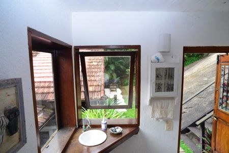 Casa à venda com 302m², 3 quartos e 1 vaga Casa à venda com 302m², 3 quartos e 1 vagaÁrea Externa