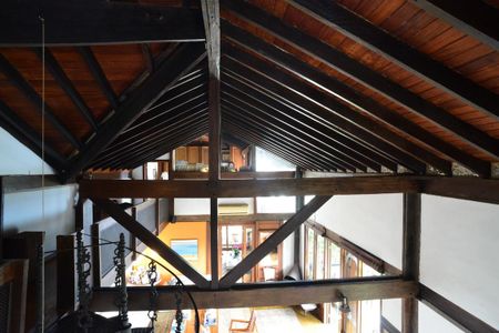 Casa à venda com 302m², 3 quartos e 1 vaga Casa à venda com 302m², 3 quartos e 1 vagaCorredor