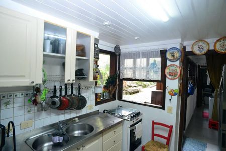 Casa à venda com 302m², 3 quartos e 1 vaga Casa à venda com 302m², 3 quartos e 1 vagaCozinha