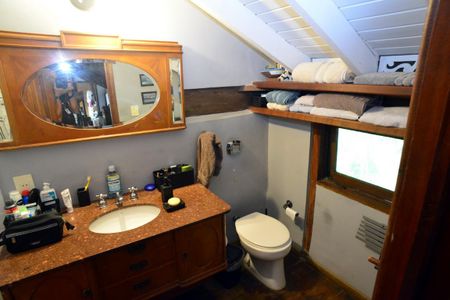 Casa à venda com 302m², 3 quartos e 1 vaga Casa à venda com 302m², 3 quartos e 1 vagaBanheiro da Suíte