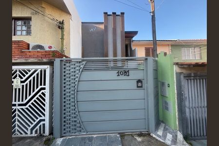 Casa à venda com 116m², 2 quartos e 1 vagaFachada